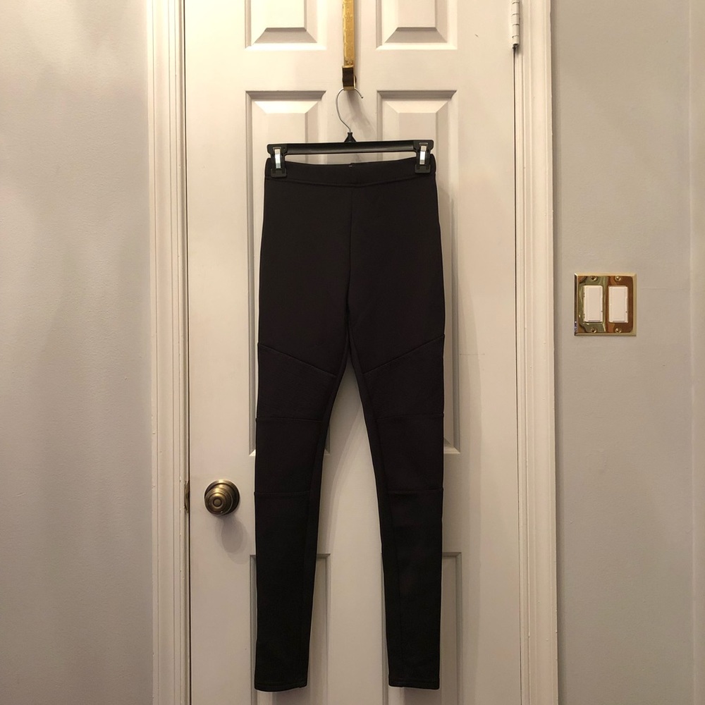 NWOT HOLLISTER BLACK SPANDEX LEGGINGS